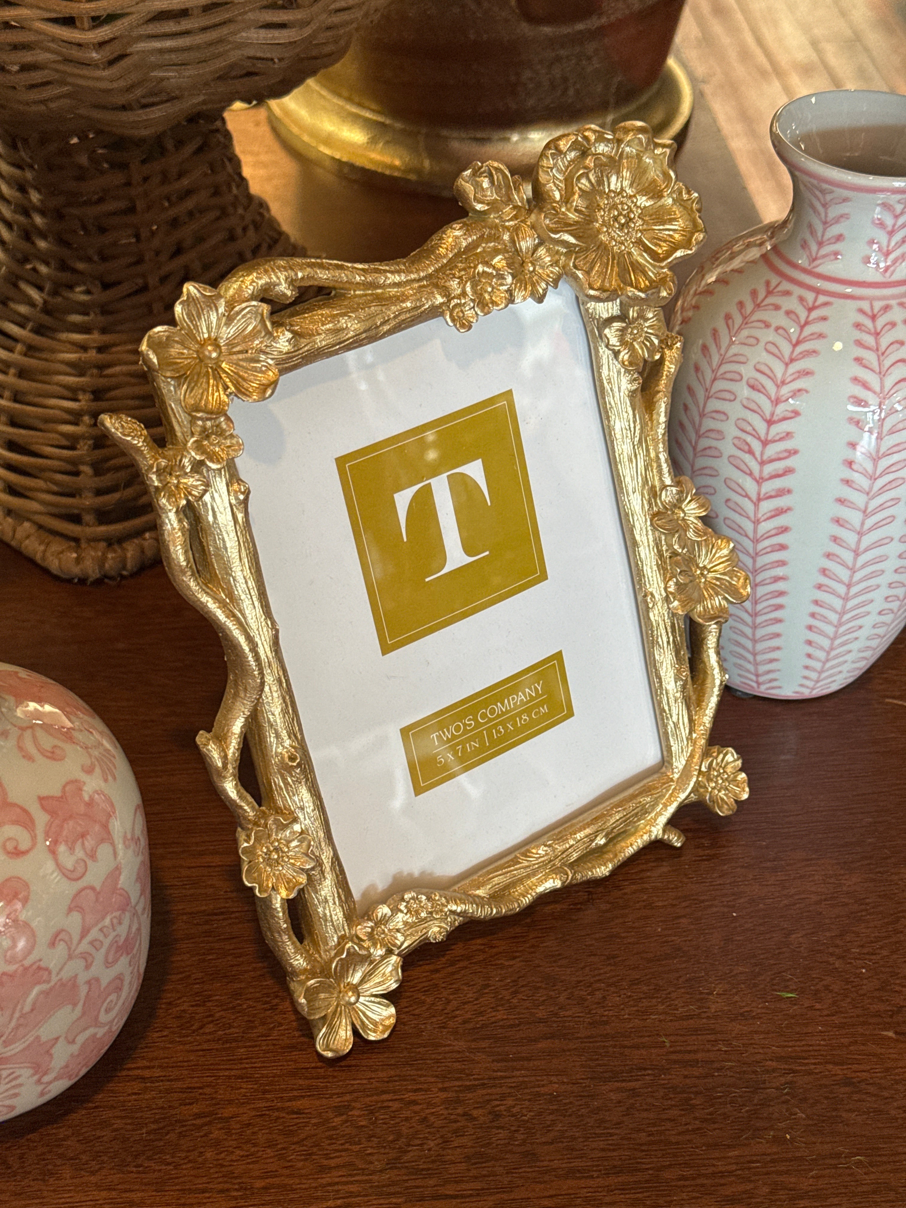 Gold 5x7 Flower Frame