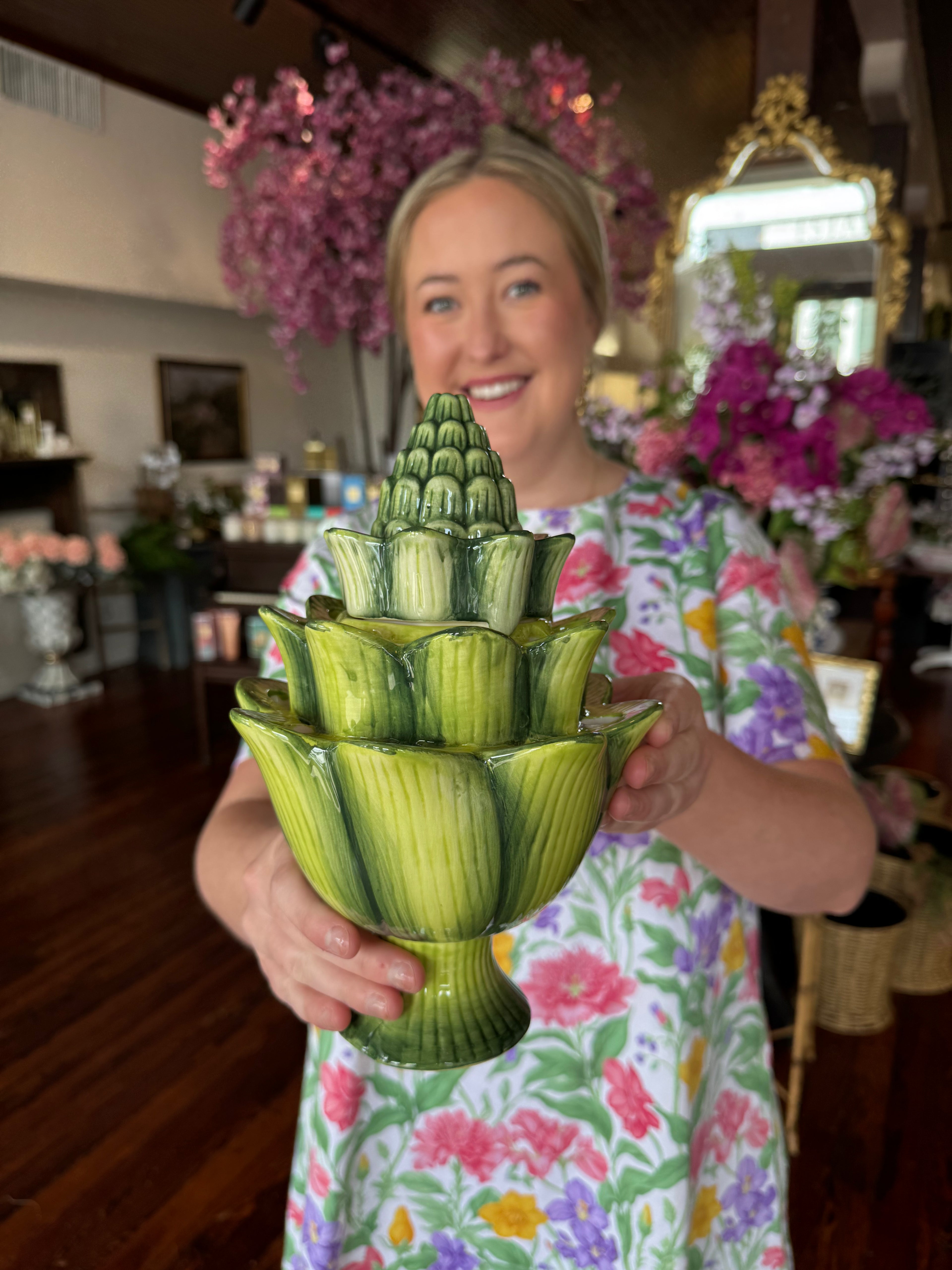 Small Green Artichoke Tulipiere
